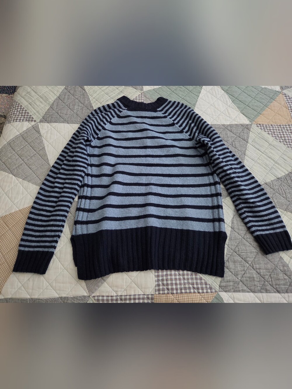 Women's Navy and Light Blue Striped Crewneck Sweater Size X-Small (0-2)